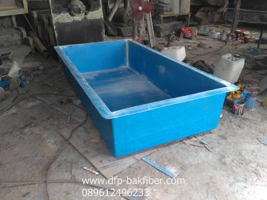 bak kotak fiberglass